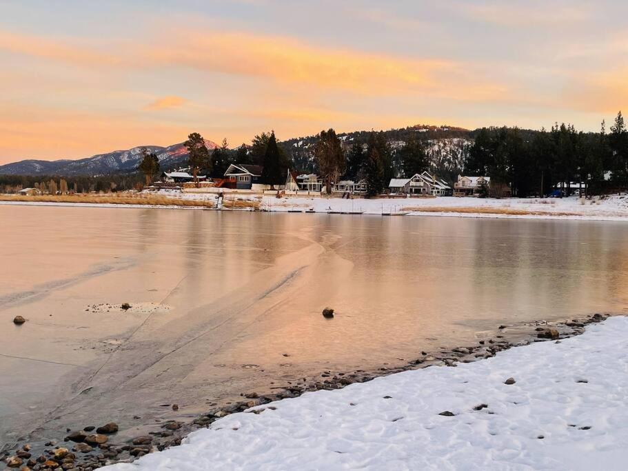 Sled-Ski Lakeside Village Cabin - Spa - Bbq - Firepit - Loft - Games Big Bear Lake Luaran gambar
