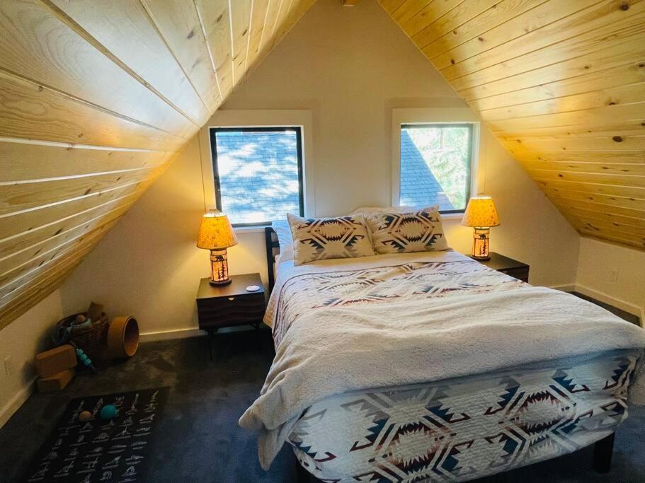 Sled-Ski Lakeside Village Cabin - Spa - Bbq - Firepit - Loft - Games Big Bear Lake Luaran gambar